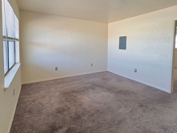4th image of 102 E Avenue A #13
