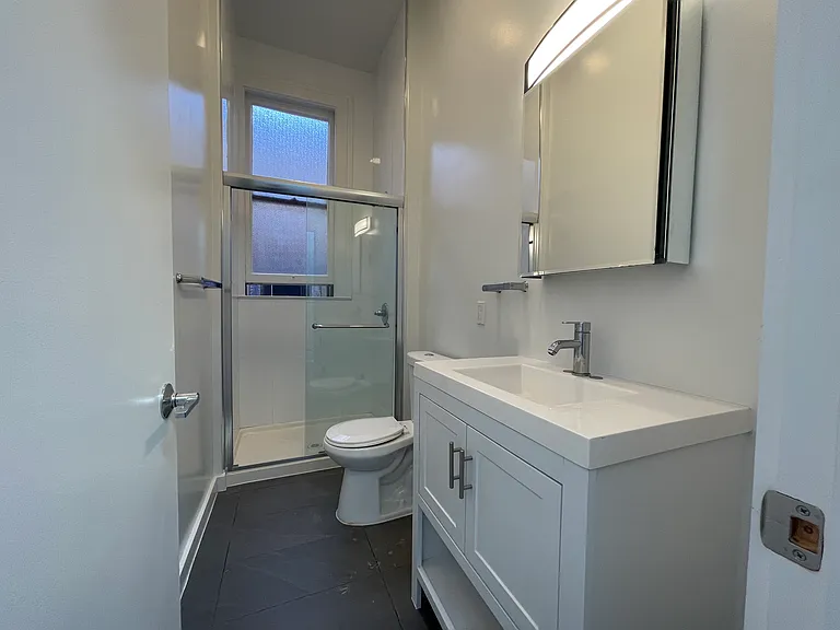 1430 Stockton St — Photo 23