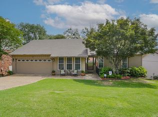 23 Hayfield Rd, Little Rock, AR 72207