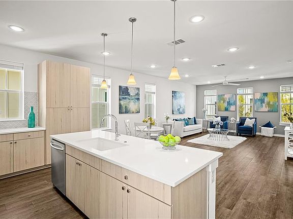 5th image of 2624 Metcalfe Rd #8