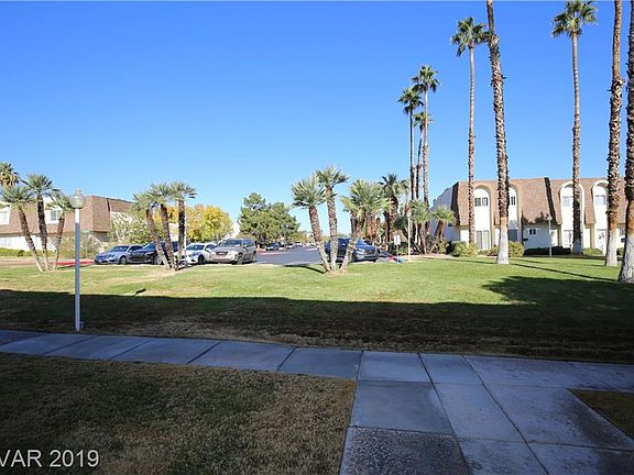 2nd image of 3736 Garden South Dr