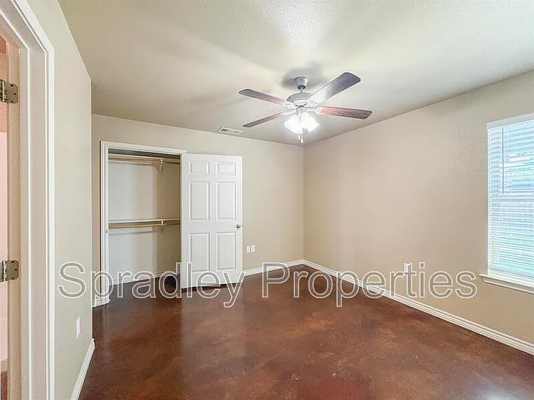 1571 Brady Way — Photo 11