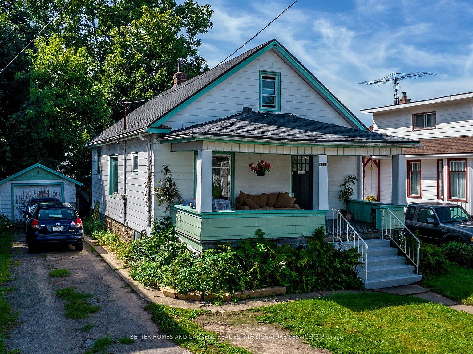 6414 Barker St, Niagara Falls, ON L2G 1Y7 MLS X7010338 Zillow