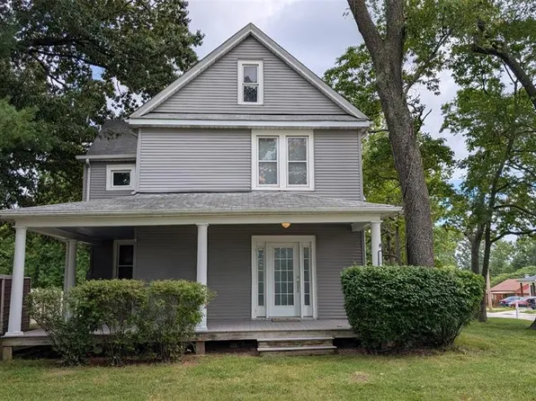 2330 Ashby Rd, Saint Louis, MO 63114
