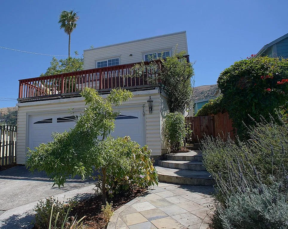 419 San Francisco Ave photo 1