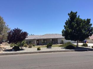 18493 Kamana Rd, Apple Valley, CA 92307