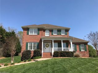 2105 Rossmore Rd, Clemmons, NC 27012