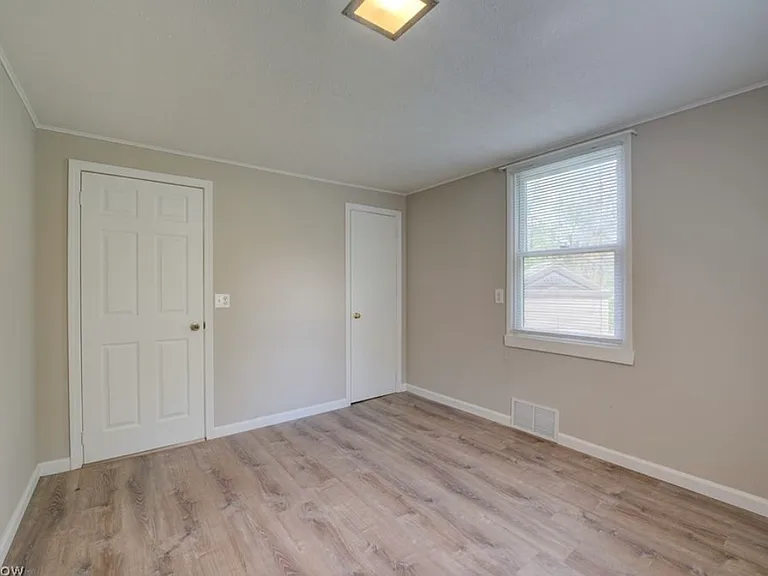 357 Erie Rd — Photo 11