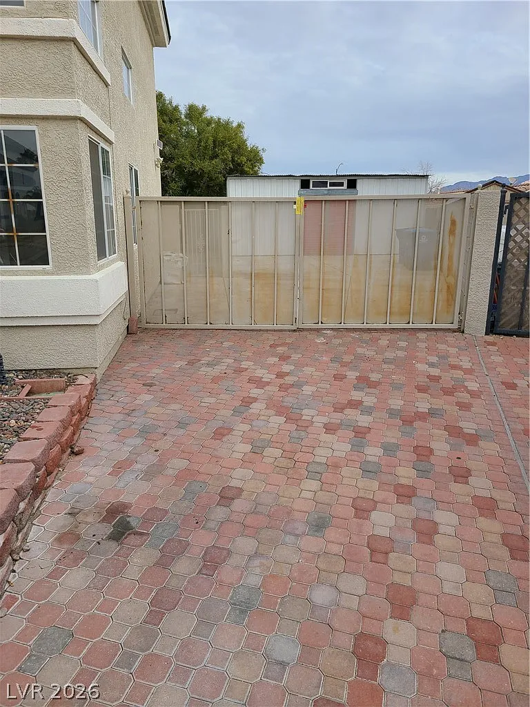 4 bed, 2.5 bath, 1791 sqft, $2,450 — Photo 4