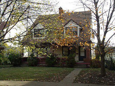 1st image of 22 Woodcrest Ave
