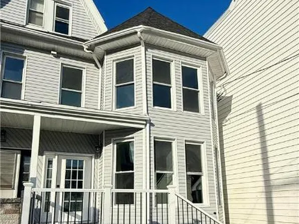 421 W Broad St, Tamaqua, PA 18252