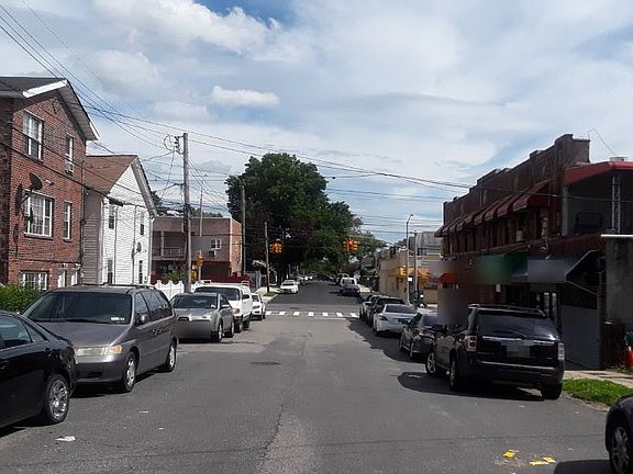 3rd image of 116-38 193rd St