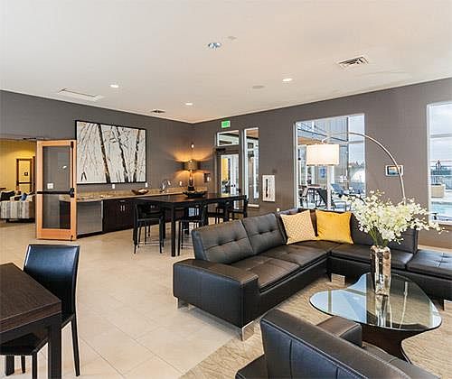 3rd image of 16520 Larch Way Unit Y204