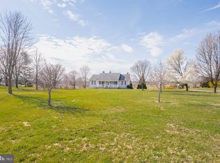 4583 Kabletown Rd, Charles Town, WV 25414