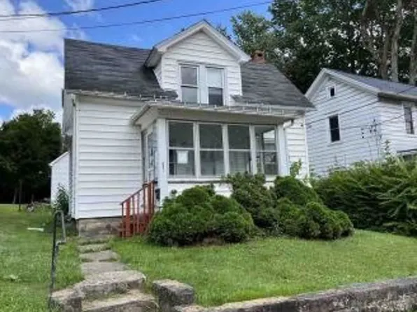 635 Church St, Meadville, PA 16335