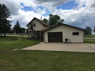 772 Main St, Highland, WI 53543