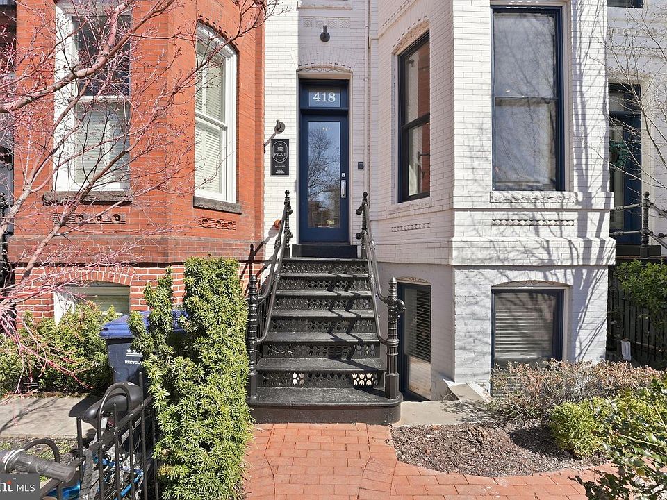 1st image of 418 7th St SE APT 101