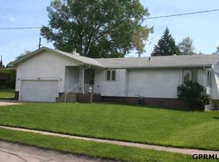 8307 S 49th Ave, Omaha, NE 68157