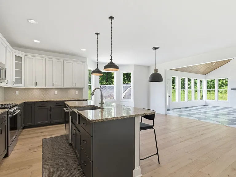6735 Arno Allisona Rd — Photo 12