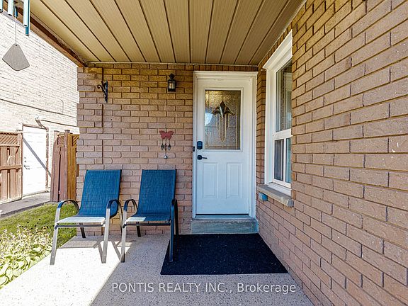 4th image of 6 Calmist Cres