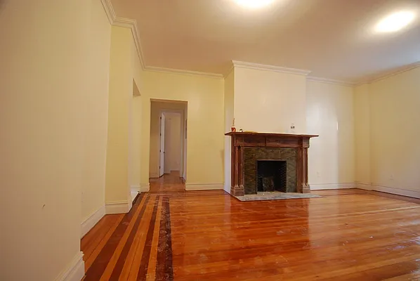 Rented by Bohemia Realty Group | media 14