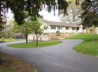 1313 Old Princeton Rd, New Castle, PA 16101