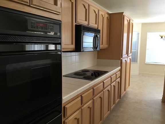 2nd image of 1376 Portofino Dr
