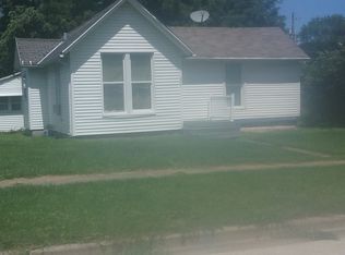 204 1/2 W Ells Ave, Champaign, IL 61820