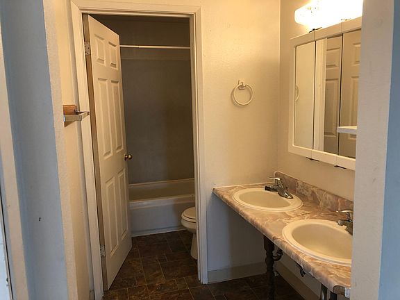 5th image of 500 NE Maiden Ln #6