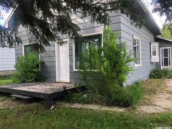 202 1st AVENUE NW, Preeceville, SK S0A 3B0
