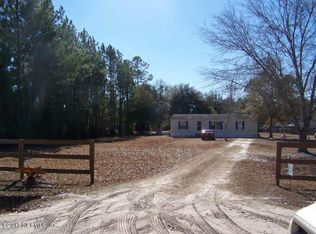 291 Horseshoe Loop, Saint George, GA 31562