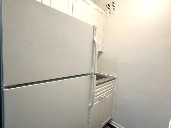 5th image of 144-77 41st Ave #215