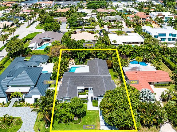3rd image of 2401 Banyan Road