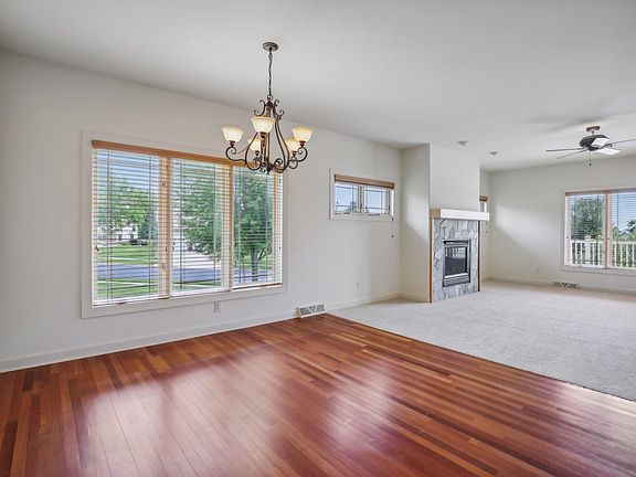 5th image of 1553 Fountain Grass Ct