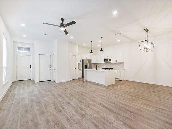 5th image of 1868 Dry Cherry Ln #A