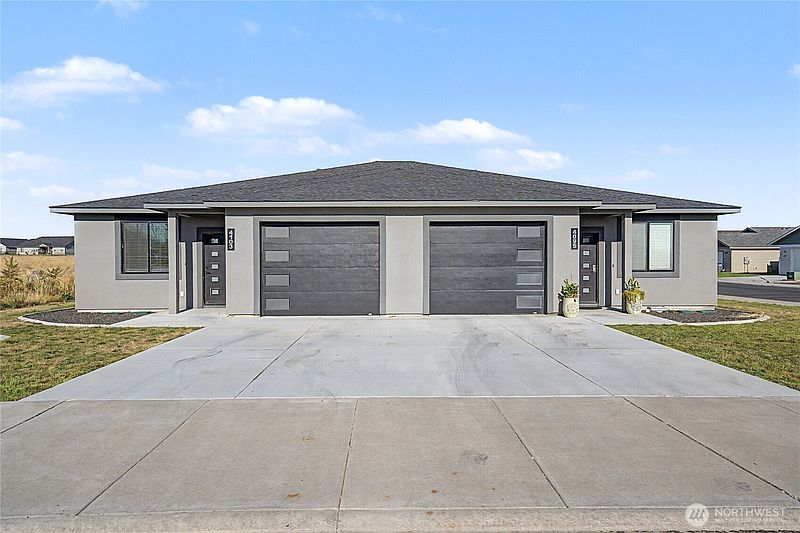 2nd image of 4103 NE Quinn Drive