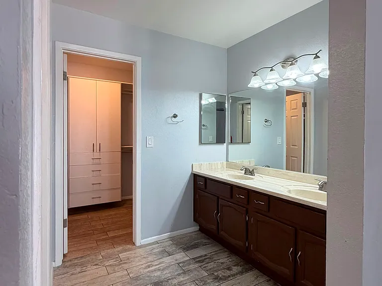 11815 N 65th Dr — Photo 32