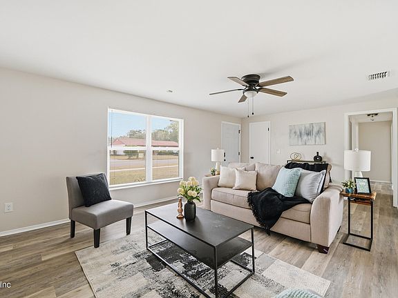 2nd image of 8124 JEANWOOD Drive