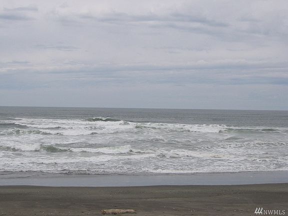 3rd image of 1347 Ocean Shores Blvd SW