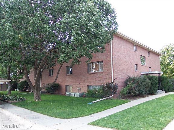 3rd image of 1027 H St APT 1