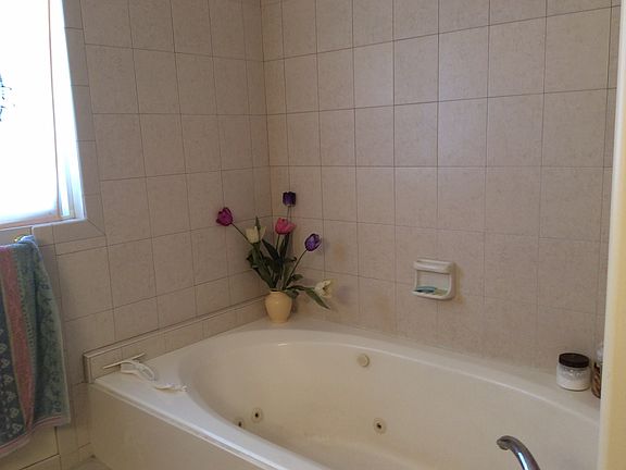 4th image of 1332 W 1200 N