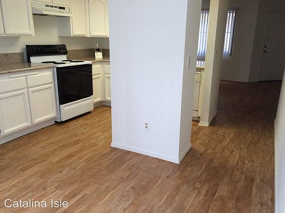 3rd image of 380 N Catalina Ave APT 3