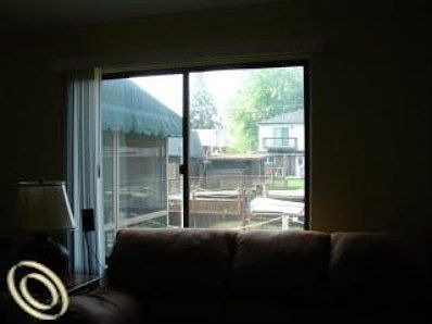 4th image of 22410 Wildwood St
