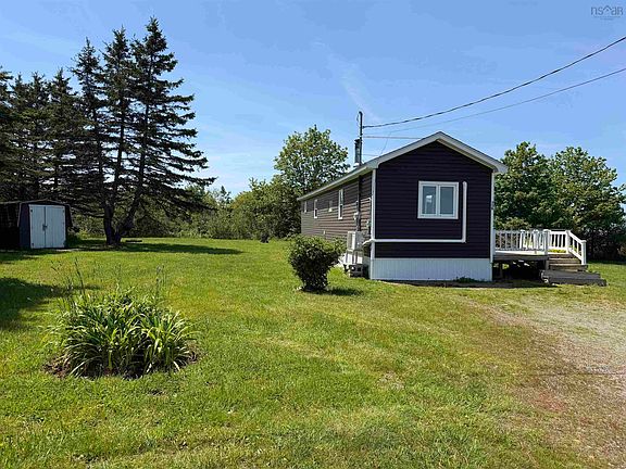 2nd image of 116 Comeau Rd