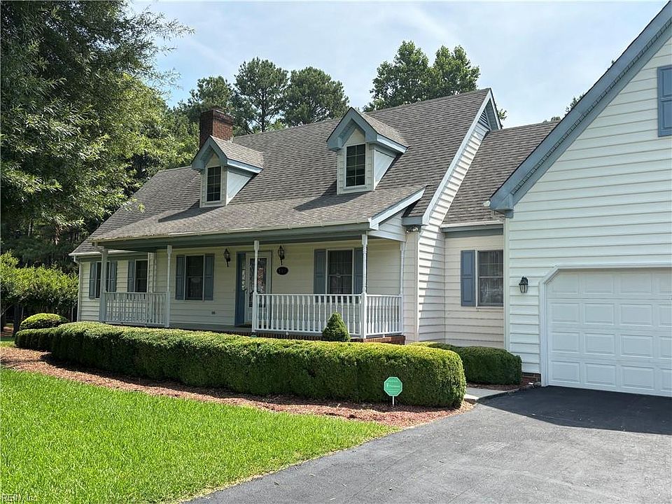 1st image of 510 Vaughans Ln