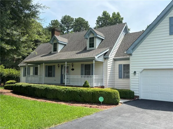 510 Vaughans Ln, Franklin, VA 23851