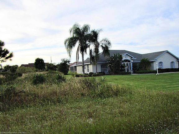 5th image of 241 Anna Maria Way NE