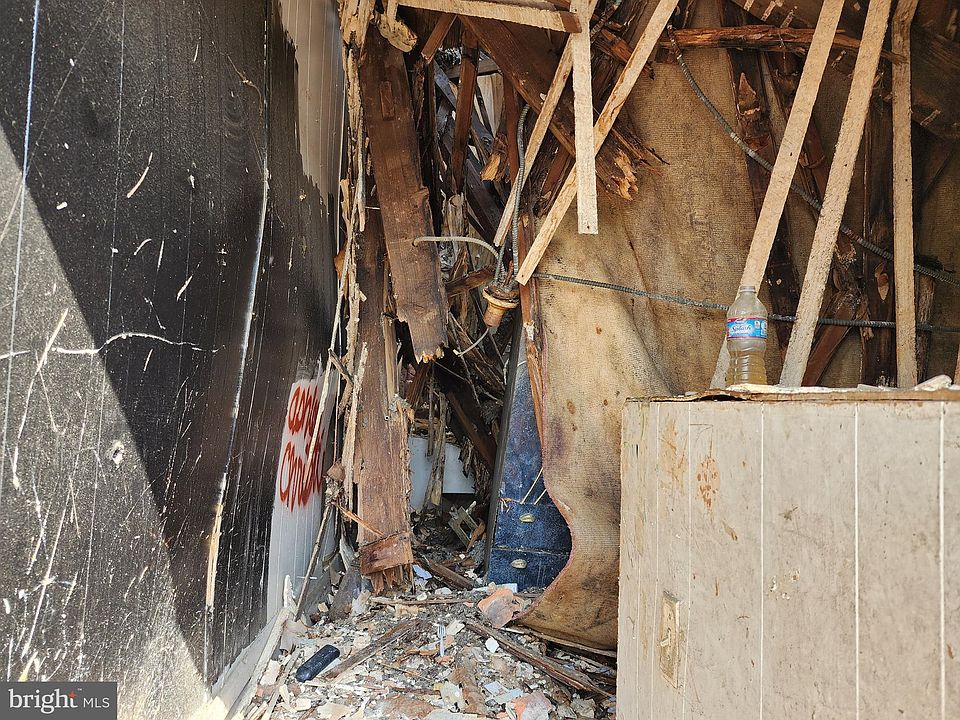 2nd image of 2446 Frederick Ave
