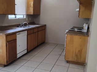 307 W 3rd St UNIT A, Hanford, CA 93230