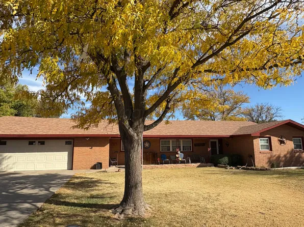 130 Avenue C, Hereford, TX 79045